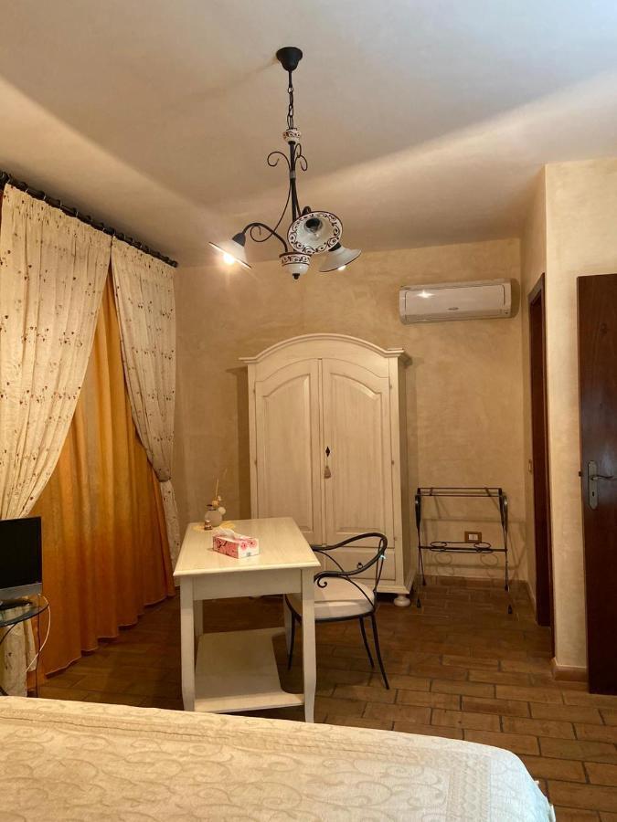 B&B L'Antica Balbia Альтомонте Екстер'єр фото